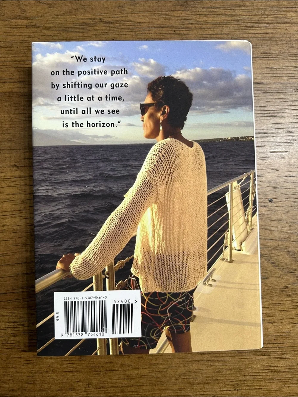 Brighter By The Day by Robin Roberts - Waking Up to New Hopes and Dreams ☀️
